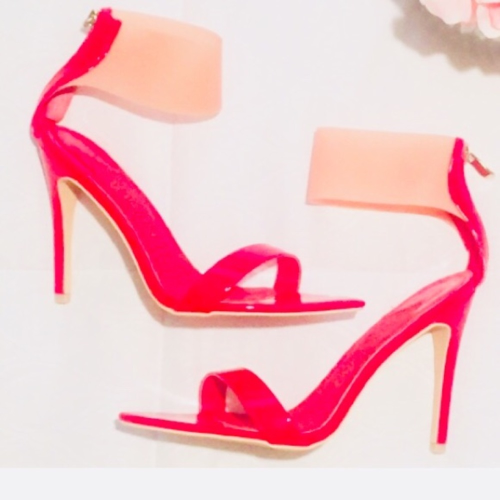 💥 New Mackin J Red Peep Toe Heels - Picture 5 of 8